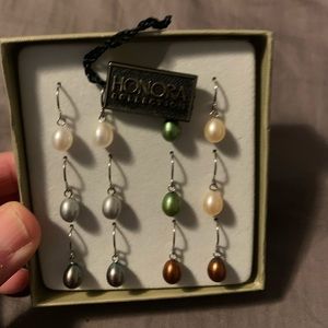 Honora pearl earrings 6 pairs